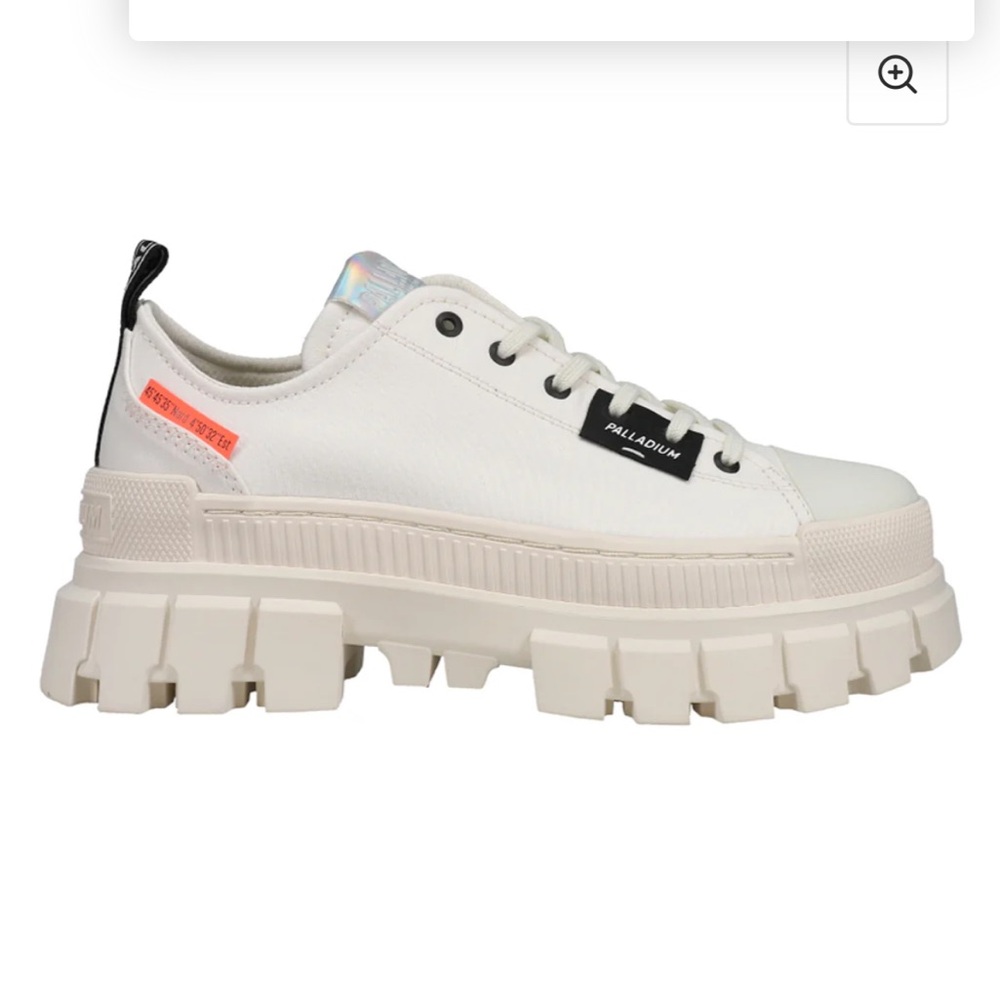 Palladium Revolt Lo Tx Lug  Off White Women's Chunky Platform Canvas Trainer 7.5